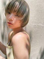 ウェウェ(wewe)&nbsp;マッシュショートボブ　ハイトーン