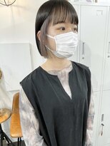 イコ 表参道原宿(ico)&nbsp;インナーカラー シルバーベージュ ミニボブ