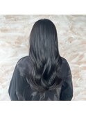 暗髪ロングヘア