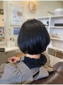 ショートボブ