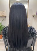 暗髪ストレートロング×艶髪