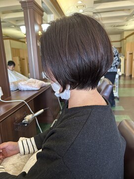 シャンプー ボーイ 宮崎柳丸店(SHAMPOO BOY) 前下がりショートボブ