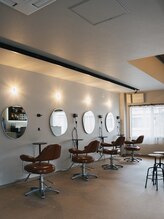 ヴァイオレット(VIOLET)