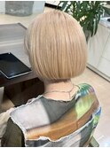 盛岡駅タッセルボブハイトーンカラーミルクティーベージュ外ハネ