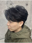 センターパートウルフニュアンスパーマ左派か「き