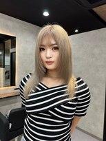 ラピス 大阪心斎橋店(Lapis) ホワイトベージュ/ブリーチカラー/レイヤー/ミディアムレイヤー