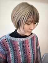 エルア(elua)&nbsp;【´elua】Wカラーとタイトなボブにアンバープラス