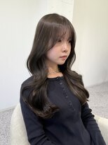 シエル 一社(cher) 春の透明感オリーブグレージュ