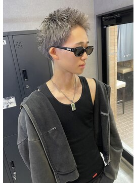 ペヴァ バイ シエンゴールド(PEVA by CIEN gold) メンズブリーチ/ハイトーン/シルバーカラー#浜松駅#カラー