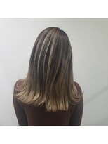 ル リアン(Le lien)&nbsp;立体感際立つバレイヤージュ★