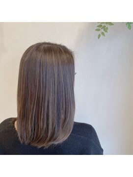 アカリ(acali) 大人ハイライトカラー