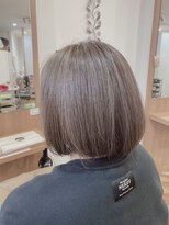 ルシードスタイルビーシャイン(LUCIDO STYLE B SHINE)&nbsp;豊橋ビーシャイン★極細ハイライトでおしゃれに白髪隠し♪