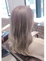 エイトセカンド 新宿三丁目店(EIGHT second)&nbsp;ケアブリーチ×ホワイトグレージュ