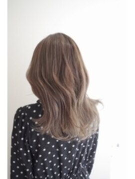 アイディール 心斎橋店(:ideal) 20代30代40代☆明るめベージュカラー☆ハイライトで赤み消し☆