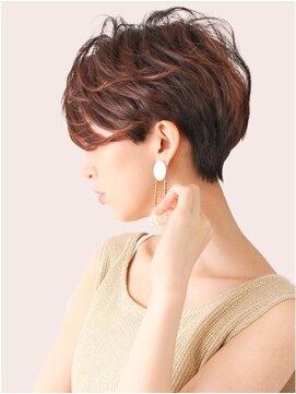 ロビー 表参道(ROBBY) トップふんわりパーマショート／大人ショート／表参道／30代40代