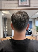 ナチュラルシンプル刈り上げショートスタイル