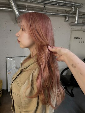 ノラ シンディ(NORA CYNDY) デザインカラーシャドールーツカラー裾カラーレイヤーカット