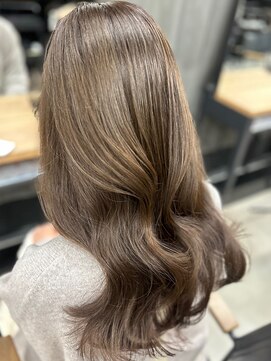 アリュウル 表参道(ALLURE) 透明感抜群オリーブベージュ◎矢口