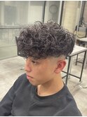 スペインカール 刈り上げ眉カットツイストスパイラルパーマ