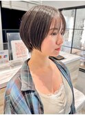 ショートボブ