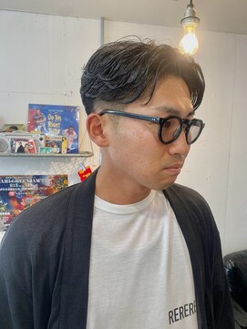 グッドプレイスアンドシング(Good Place&thing) メンズカットフェードテーパーフェードニュアンスパーマ