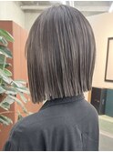 栄ハイライト透明感耳掛けボブスタイル