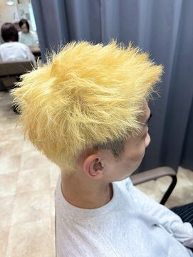 【派手に】抜きっぱなしブロンドスパイキーショート