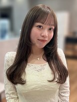 アトロ(Atoro)&nbsp;オリーブベージュ/レイヤーカット/透明感カラー