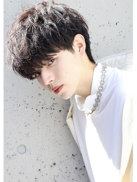 ネイビー(NAVY) 重めマッシュ ライトパーマ ゆるふわハルフマッシュ