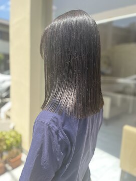 ルセ イノベーション 白岡本店(Ruse innovation) ミディアム切りっぱなし＋暗髪