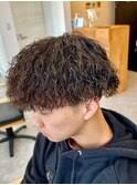 波巻きパーマメンズパーマメンズヘアツーブロックツイストパーマ