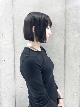 スウィープ(sweep) ボブカット/切りっぱなしボブ/前下がりボブ
