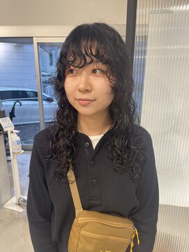 ブランコトレス 鏡島(BLANCO tres) 大人気スパイラルパーマ