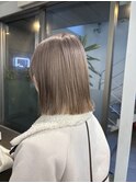 ミルクティーベージュハイトーンボブ