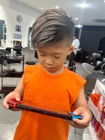 メンズサロン キング 梅田店(Men’s salon K!ng)&nbsp;波巻きツイストスパイラルパーマ/フェザーパーマ/眉毛/メンズ