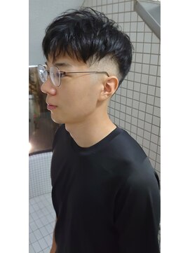 エヌドットバーバー ギンザ(N.BARBER GINZA) ツーブロックショート/フェード/刈り上げ