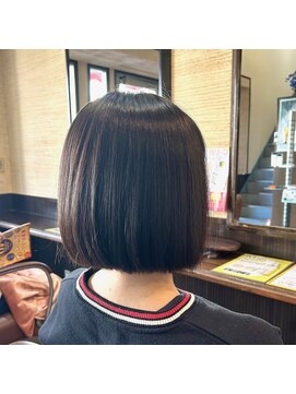 ドゥール(DOLL) ボブ　艶トリートメント　１０代２０代　大和高田