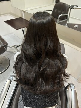 レアル 心斎橋 大阪(REAL) 透明感オリーブカラー×レイヤーカット