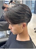 センターパート縮毛矯正マッシュ刈り上げ毛流れツーブロック