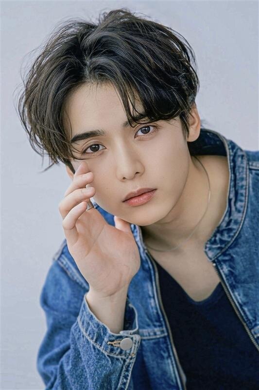 【頭皮ケア】カット+皮脂除去炭酸シャンプー ￥4400