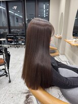 シカ 神戸三宮元町店(Cica)&nbsp;縮毛矯正 ストレート 神戸三宮元町 髪質改善 美髪 癖毛 広がり