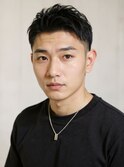 ビジネスOK◎清潔感＆軽さのある黒髪ショートツーブロック