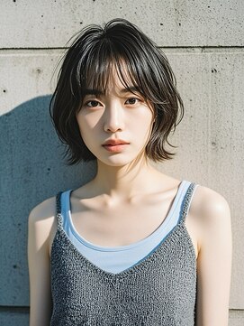 エイチ ウルフカット 大阪梅田(811) アンブレラカラーミディアムヘアショートカットセミロング50代