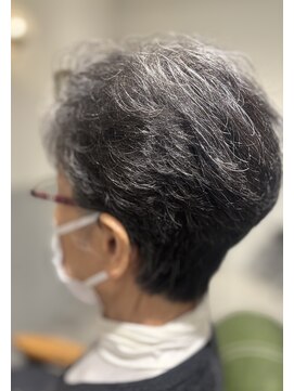 アンジー(Angee) 立体感のある上品なスタイル