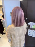大人可愛いピンク系ヘアカラー Wカラー ミディアムボブ