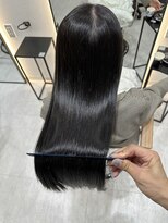 ジーナ 吉塚(Zina)&nbsp;縮毛矯正 艶髪ブルーブラック【福田れん】吉塚美容室 髪質改善