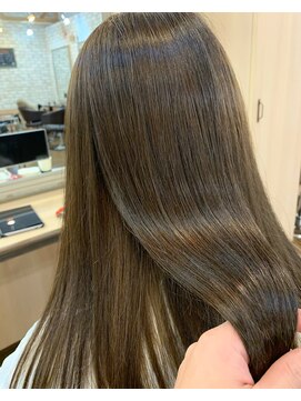 ルート(Route) 艶髪×マットベージュ/30代/40代/50代