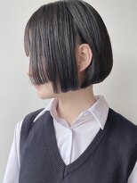 【morio 原宿】黒髪ボブ　ミニボブ　姫カット　耳かけ　制服