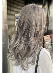 【HAIR  One木下】透明感抜群☆ハイライトグラデーション