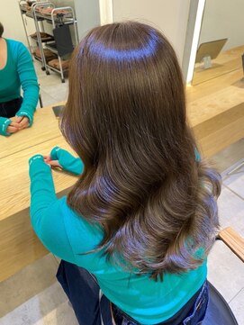 ジーナ 札幌(Zina) 髪質改善*似合わせカット*天使の輪ロング【Zina 札幌】